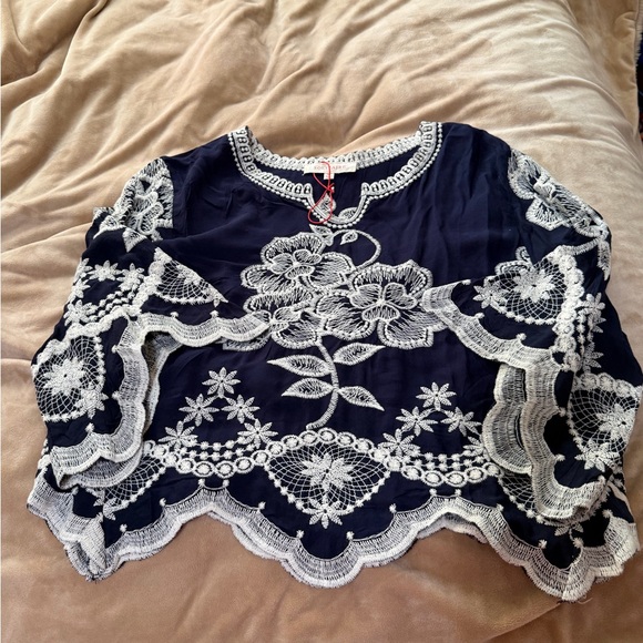Solitaire Tops - Solitaire Navy Blue Floral Lace Blouse M NWT